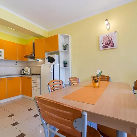 350 Meter Bis Zum Tollen Langen In Apartment