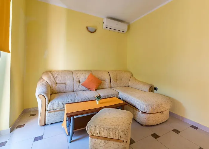 Apartman 350 Meter Bis Zum Tollen Langen In Baška