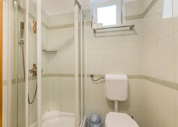 Appartement 350 Meter Bis Zum Tollen Langen In Baška